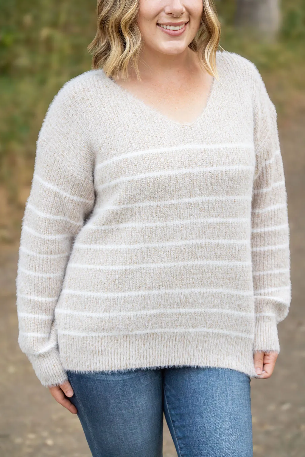 Cozy Striped Sweater -grey